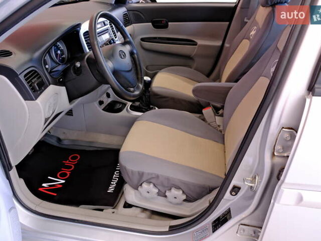 Серый Хендай Акцент, объемом двигателя 1.6 л и пробегом 55 тыс. км за 6900 $, фото 35 на Automoto.ua