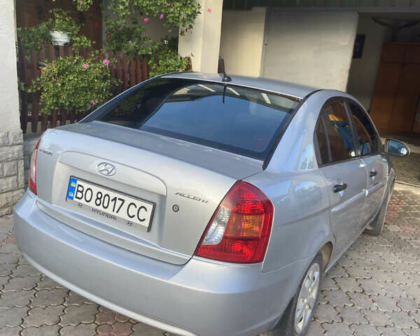 Хендай Акцент 2008 в Тернополе на Automoto.ua Серый Хендай Акцент, объемом двигателя 1.4 л и пробегом 98 тыс. км за 6000 $, фото 5 на Automoto.ua