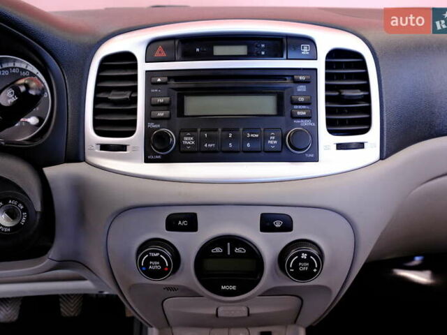 Серый Хендай Акцент, объемом двигателя 1.6 л и пробегом 55 тыс. км за 6900 $, фото 29 на Automoto.ua