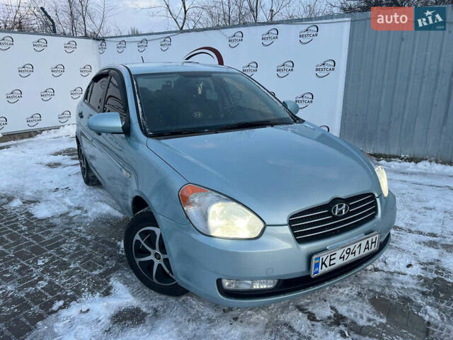 Сірий Хендай Акцент, об'ємом двигуна 1.4 л та пробігом 148 тис. км за 5999 $, фото 1 на Automoto.ua