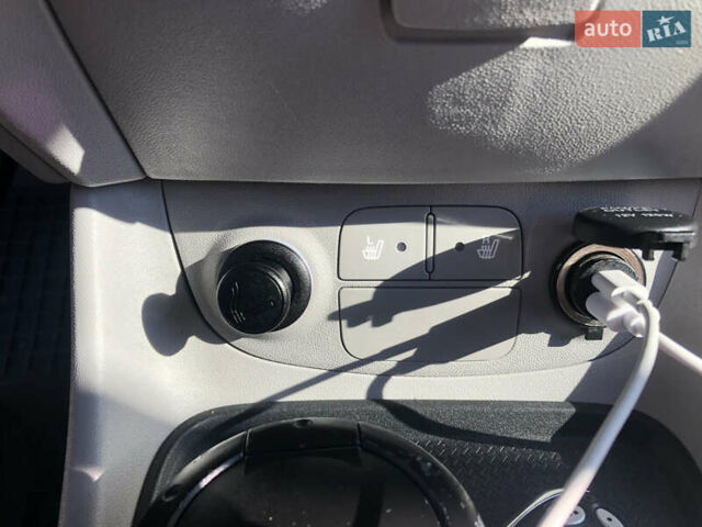 Сірий Хендай Акцент, об'ємом двигуна 1.4 л та пробігом 200 тис. км за 5000 $, фото 9 на Automoto.ua