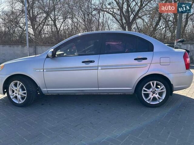 Сірий Хендай Акцент, об'ємом двигуна 1.49 л та пробігом 190 тис. км за 4300 $, фото 8 на Automoto.ua