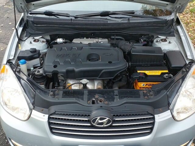 Сірий Хендай Акцент, об'ємом двигуна 1.4 л та пробігом 192 тис. км за 5000 $, фото 10 на Automoto.ua