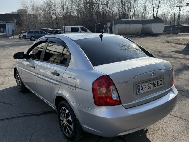 Сірий Хендай Акцент, об'ємом двигуна 1.5 л та пробігом 177 тис. км за 4850 $, фото 5 на Automoto.ua