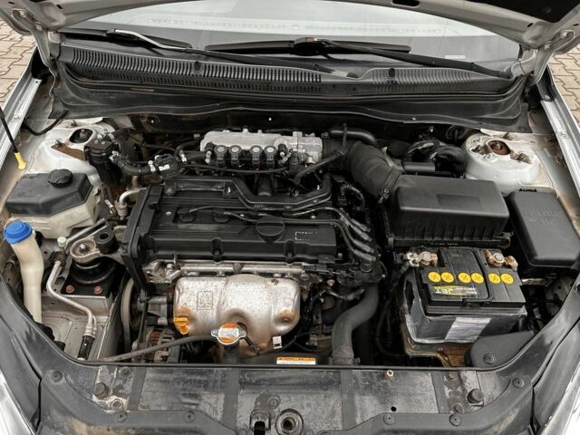 Серый Хендай Акцент, объемом двигателя 1.4 л и пробегом 327 тыс. км за 4500 $, фото 17 на Automoto.ua