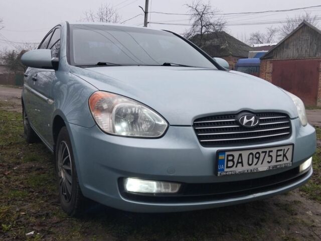 Сірий Хендай Акцент, об'ємом двигуна 1.4 л та пробігом 187 тис. км за 4850 $, фото 1 на Automoto.ua