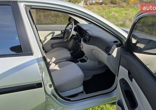 Хендай Акцент 2008 в Одессе на Automoto.ua Серый Хендай Акцент, объемом двигателя 1.4 л и пробегом 186 тыс. км за 5500 $, фото 7 на Automoto.ua