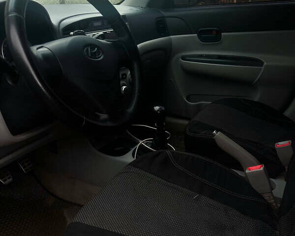 Хендай Акцент 2008 в Бережанах на Automoto.ua Серый Хендай Акцент, объемом двигателя 1.5 л и пробегом 250 тыс. км за 4500 $, фото 4 на Automoto.ua