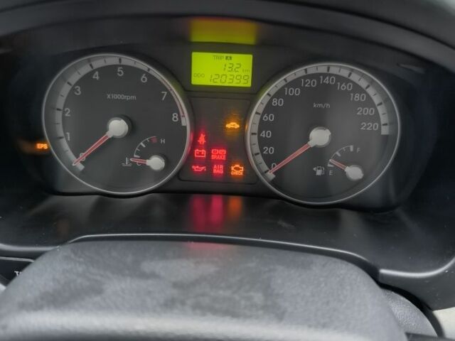 Серый Хендай Акцент, объемом двигателя 1.4 л и пробегом 120 тыс. км за 3600 $, фото 9 на Automoto.ua