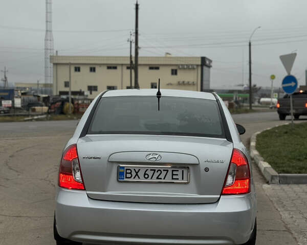 Сірий Хендай Акцент, об'ємом двигуна 1.4 л та пробігом 313 тис. км за 4150 $, фото 7 на Automoto.ua