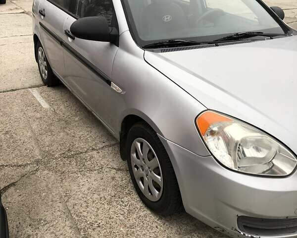 Сірий Хендай Акцент, об'ємом двигуна 1.4 л та пробігом 230 тис. км за 3700 $, фото 6 на Automoto.ua