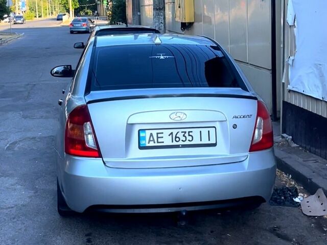 Сірий Хендай Акцент, об'ємом двигуна 1.4 л та пробігом 280 тис. км за 5500 $, фото 1 на Automoto.ua
