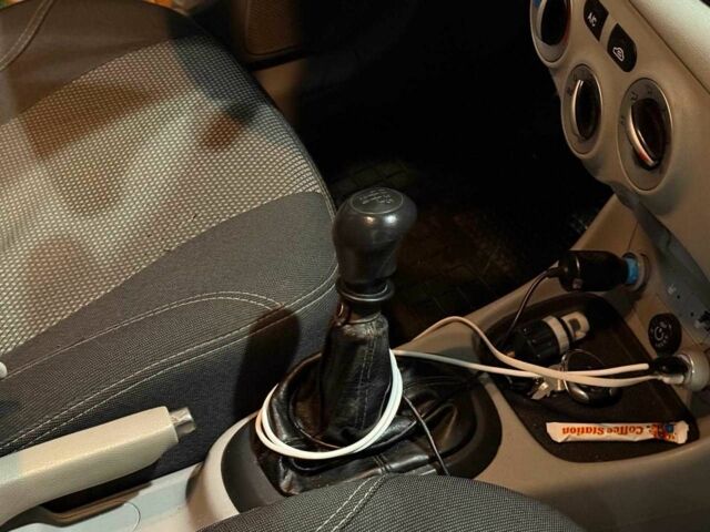 Серый Хендай Акцент, объемом двигателя 1.4 л и пробегом 203 тыс. км за 4990 $, фото 15 на Automoto.ua