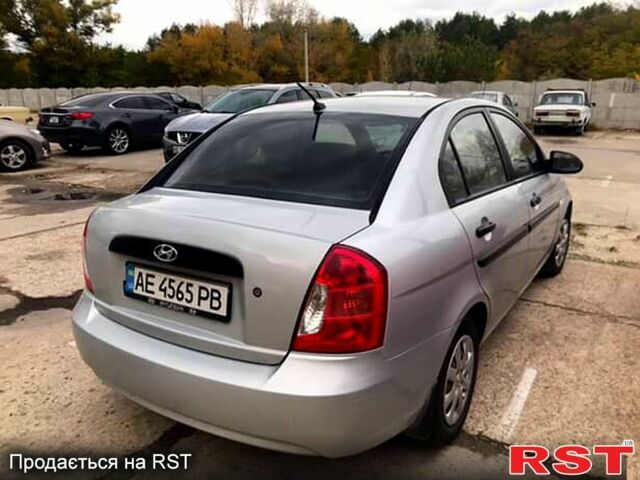 Серый Хендай Акцент, объемом двигателя 1.4 л и пробегом 0 тыс. км за 3500 $, фото 2 на Automoto.ua