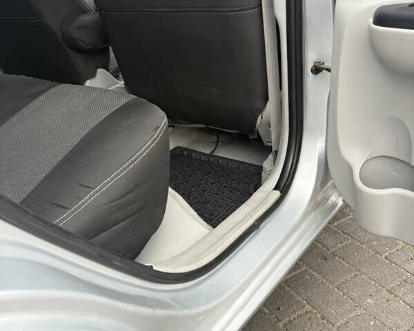 Серый Хендай Акцент, объемом двигателя 1.4 л и пробегом 222 тыс. км за 5350 $, фото 15 на Automoto.ua