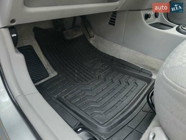 Серый Хендай Акцент, объемом двигателя 1.4 л и пробегом 82 тыс. км за 6600 $, фото 32 на Automoto.ua