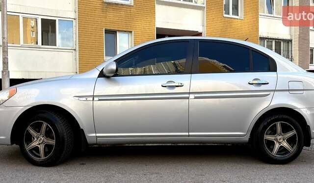 Сірий Хендай Акцент, об'ємом двигуна 1.5 л та пробігом 223 тис. км за 4800 $, фото 2 на Automoto.ua
