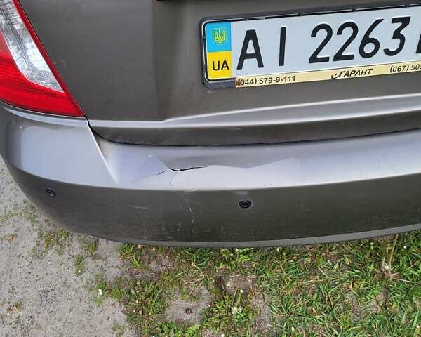 Серый Хендай Акцент, объемом двигателя 1.4 л и пробегом 131 тыс. км за 4900 $, фото 1 на Automoto.ua