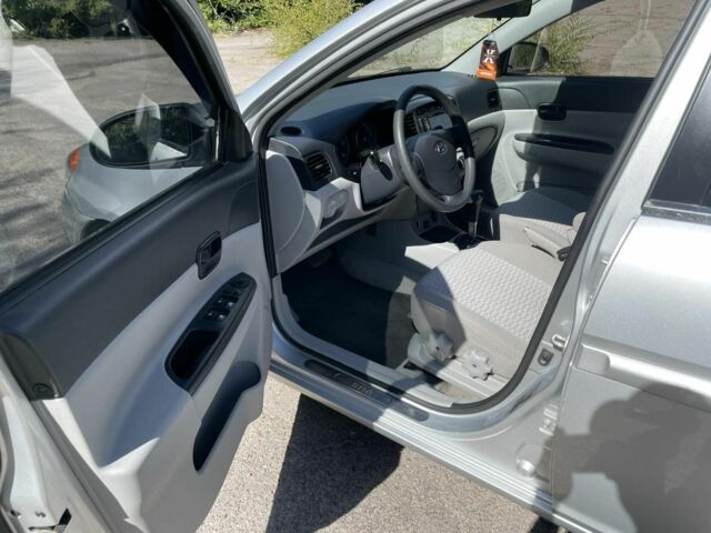 Сірий Хендай Акцент, об'ємом двигуна 1.4 л та пробігом 153 тис. км за 5500 $, фото 8 на Automoto.ua