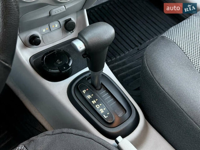 Сірий Хендай Акцент, об'ємом двигуна 1.4 л та пробігом 138 тис. км за 5600 $, фото 58 на Automoto.ua