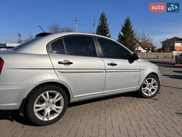 Сірий Хендай Акцент, об'ємом двигуна 1.49 л та пробігом 190 тис. км за 4300 $, фото 4 на Automoto.ua