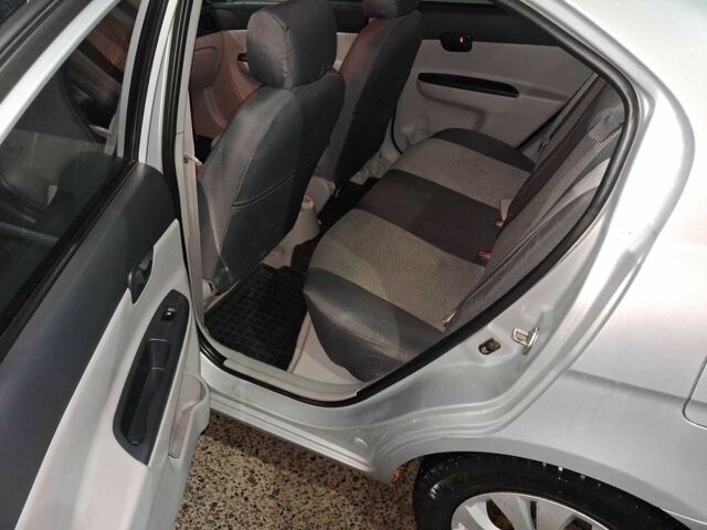 Серый Хендай Акцент, объемом двигателя 1.4 л и пробегом 160 тыс. км за 4700 $, фото 6 на Automoto.ua