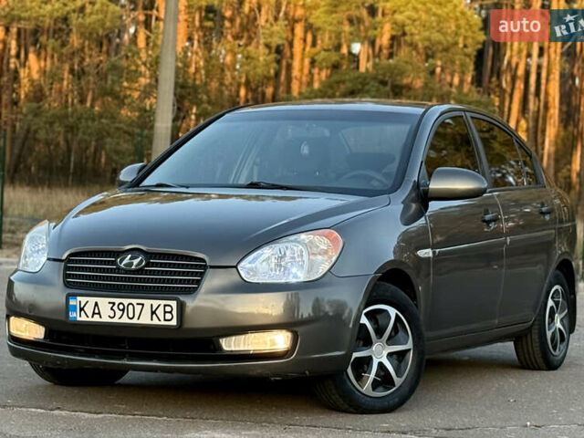 Сірий Хендай Акцент, об'ємом двигуна 1.4 л та пробігом 138 тис. км за 5600 $, фото 6 на Automoto.ua