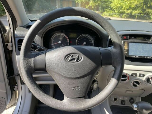 Сірий Хендай Акцент, об'ємом двигуна 1.4 л та пробігом 153 тис. км за 5500 $, фото 13 на Automoto.ua