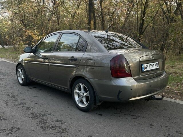 Сірий Хендай Акцент, об'ємом двигуна 1.4 л та пробігом 160 тис. км за 4999 $, фото 2 на Automoto.ua