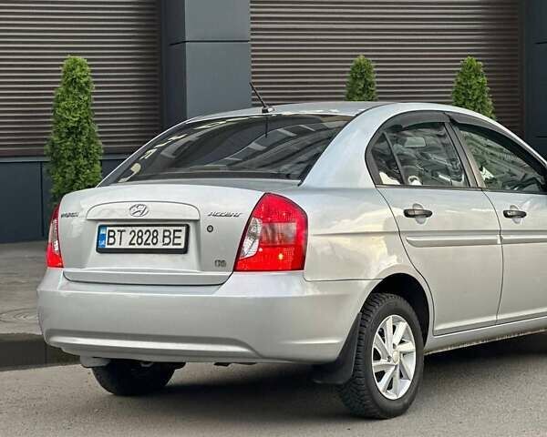 Хендай Акцент 2008 в Днепре (Днепропетровске) на Automoto.ua Серый Хендай Акцент, объемом двигателя 1.5 л и пробегом 193 тыс. км за 5199 $, фото 9 на Automoto.ua