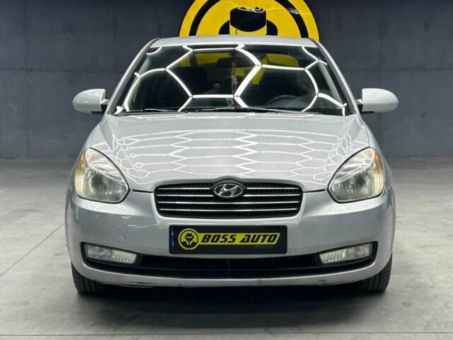 Серый Хендай Акцент, объемом двигателя 1.4 л и пробегом 168 тыс. км за 5200 $, фото 1 на Automoto.ua