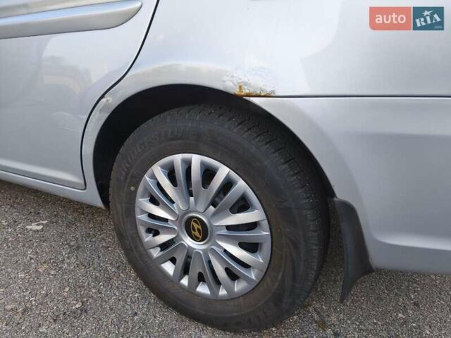 Серый Хендай Акцент, объемом двигателя 1.4 л и пробегом 275 тыс. км за 4700 $, фото 13 на Automoto.ua
