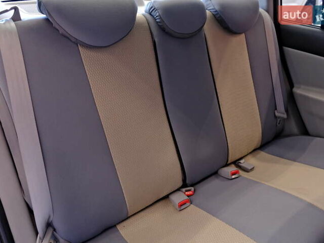 Серый Хендай Акцент, объемом двигателя 1.6 л и пробегом 55 тыс. км за 6900 $, фото 46 на Automoto.ua