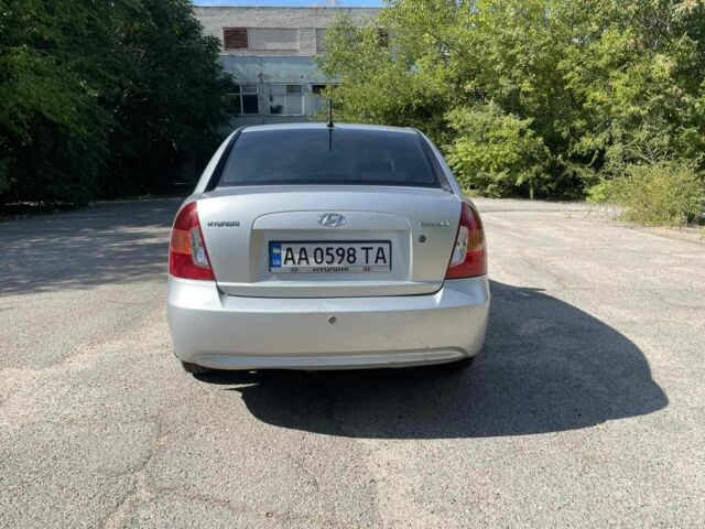 Сірий Хендай Акцент, об'ємом двигуна 1.4 л та пробігом 153 тис. км за 5500 $, фото 4 на Automoto.ua