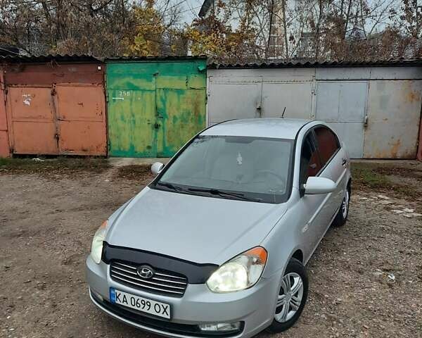 Серый Хендай Акцент, объемом двигателя 1.4 л и пробегом 306 тыс. км за 3950 $, фото 7 на Automoto.ua