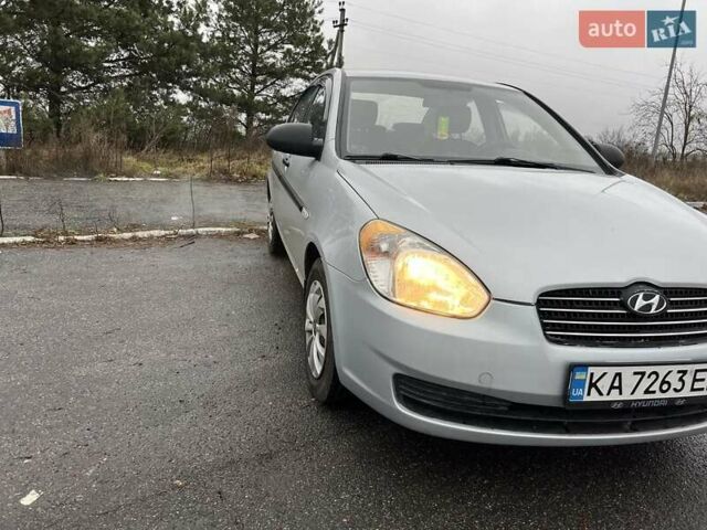 Серый Хендай Акцент, объемом двигателя 1.4 л и пробегом 139 тыс. км за 4500 $, фото 11 на Automoto.ua