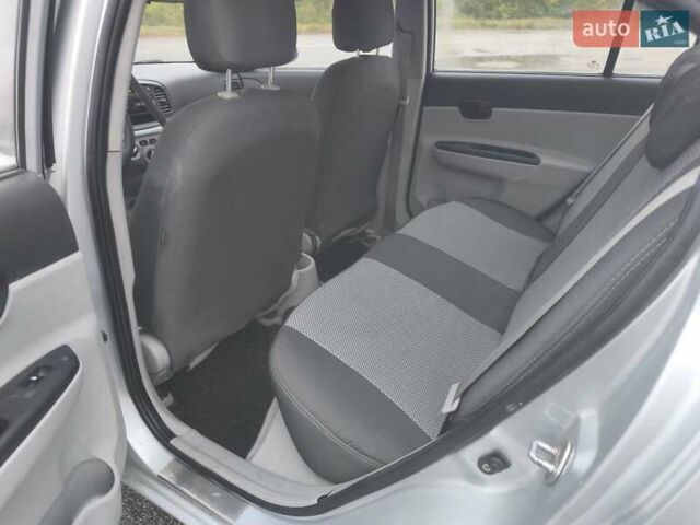 Сірий Хендай Акцент, об'ємом двигуна 1.4 л та пробігом 139 тис. км за 4700 $, фото 13 на Automoto.ua