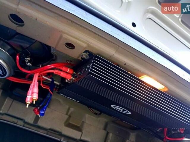 Сірий Хендай Акцент, об'ємом двигуна 1.4 л та пробігом 118 тис. км за 6600 $, фото 4 на Automoto.ua