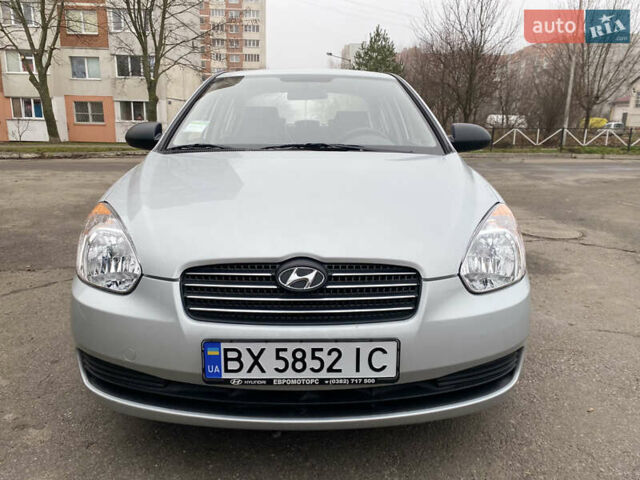 Серый Хендай Акцент, объемом двигателя 1.4 л и пробегом 5 тыс. км за 7500 $, фото 1 на Automoto.ua