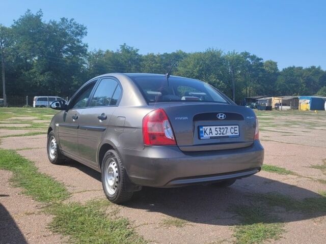 Сірий Хендай Акцент, об'ємом двигуна 1.4 л та пробігом 251 тис. км за 4350 $, фото 4 на Automoto.ua
