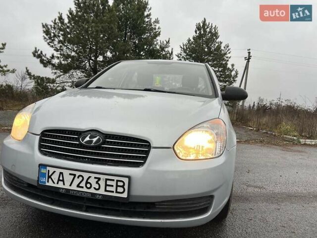 Серый Хендай Акцент, объемом двигателя 1.4 л и пробегом 139 тыс. км за 4500 $, фото 10 на Automoto.ua