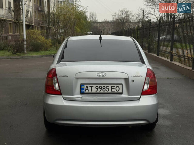 Сірий Хендай Акцент, об'ємом двигуна 1.4 л та пробігом 224 тис. км за 4400 $, фото 3 на Automoto.ua