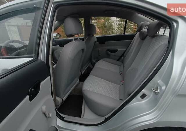 Сірий Хендай Акцент, об'ємом двигуна 1.4 л та пробігом 240 тис. км за 4400 $, фото 10 на Automoto.ua