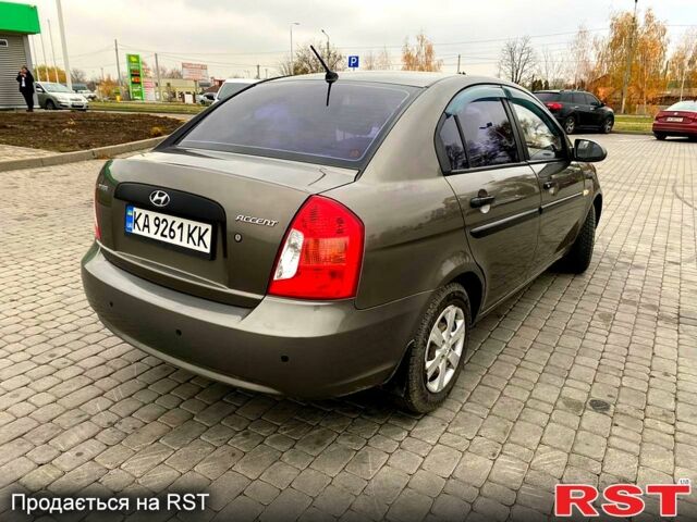Серый Хендай Акцент, объемом двигателя 1.4 л и пробегом 127 тыс. км за 4998 $, фото 3 на Automoto.ua
