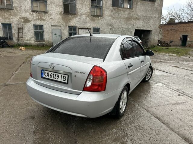 Сірий Хендай Акцент, об'ємом двигуна 1.4 л та пробігом 96 тис. км за 5600 $, фото 11 на Automoto.ua