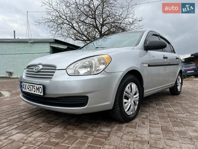Серый Хендай Акцент, объемом двигателя 1.4 л и пробегом 114 тыс. км за 4850 $, фото 9 на Automoto.ua