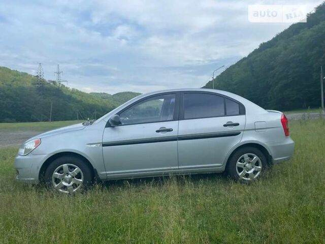 Сірий Хендай Акцент, об'ємом двигуна 1.4 л та пробігом 104 тис. км за 4950 $, фото 4 на Automoto.ua