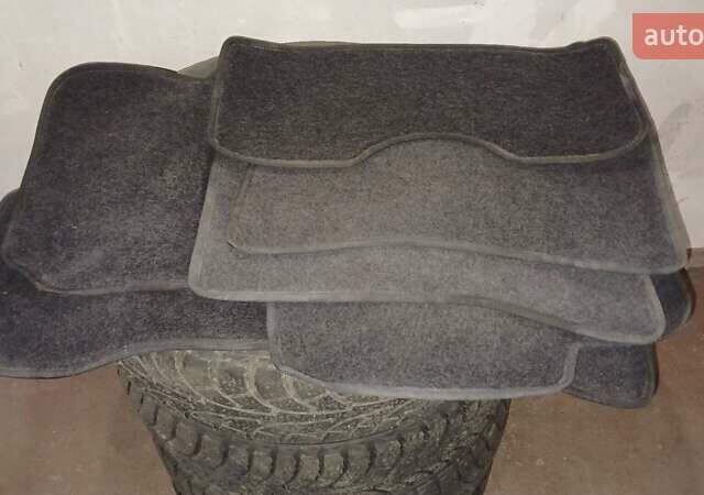 Сірий Хендай Акцент, об'ємом двигуна 1.4 л та пробігом 130 тис. км за 5500 $, фото 21 на Automoto.ua