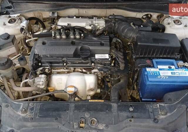 Сірий Хендай Акцент, об'ємом двигуна 1.4 л та пробігом 130 тис. км за 5500 $, фото 5 на Automoto.ua