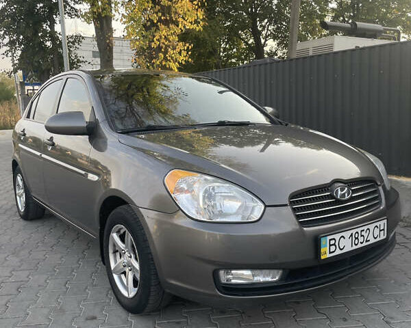 Сірий Хендай Акцент, об'ємом двигуна 1.4 л та пробігом 185 тис. км за 4300 $, фото 4 на Automoto.ua